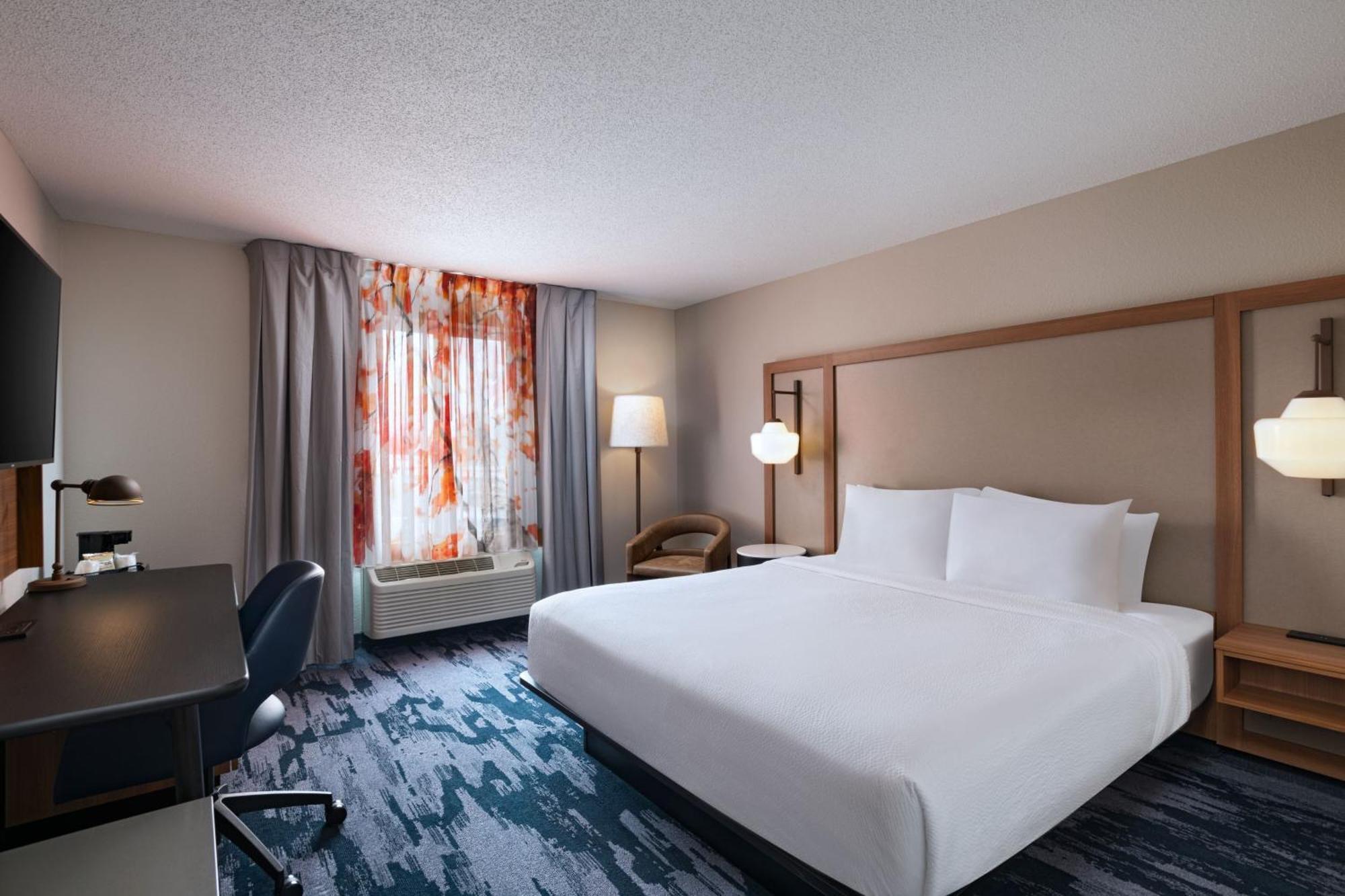 Fairfield Inn & Suites Kansas City Airport Exterior photo